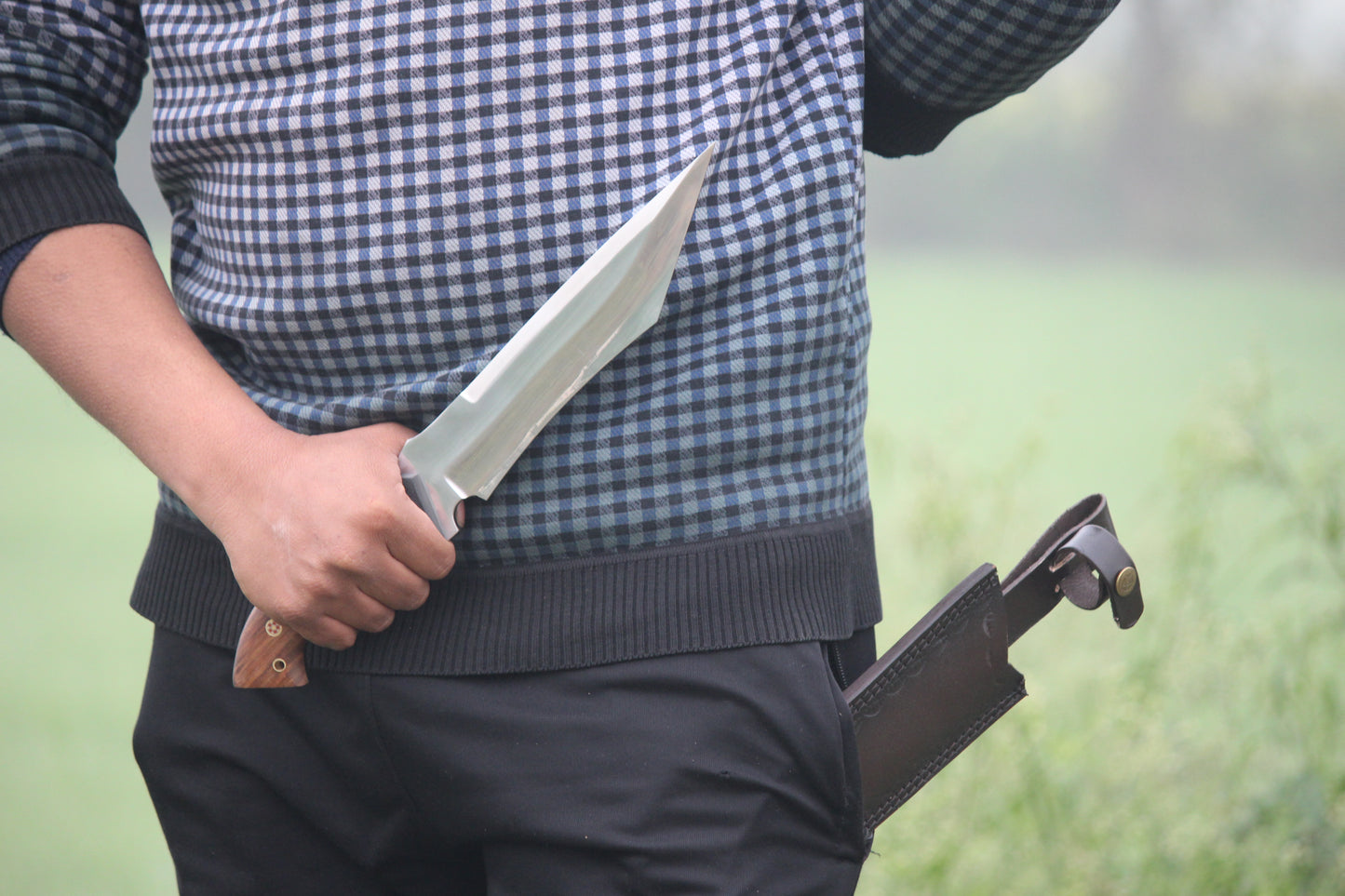 SCK-19 CUSTOM HANDMADE 3V STEEL HUNTING TANTO KNIFE WITH ROSE WOOD HANDLE WITH PURE LEATHER SHEATH