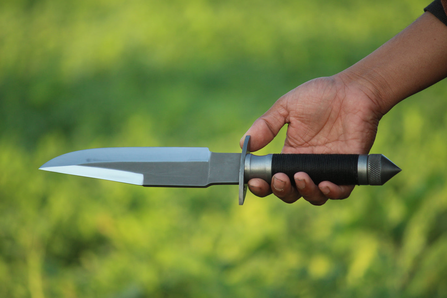SCK-16 CUSTOM HANDMADE 3V STEEL HUNTING RAMBO MOVIE KNIFE WITH STEEL AND CORD WARP HANDLE WITH PURE LEATHER SHEATH