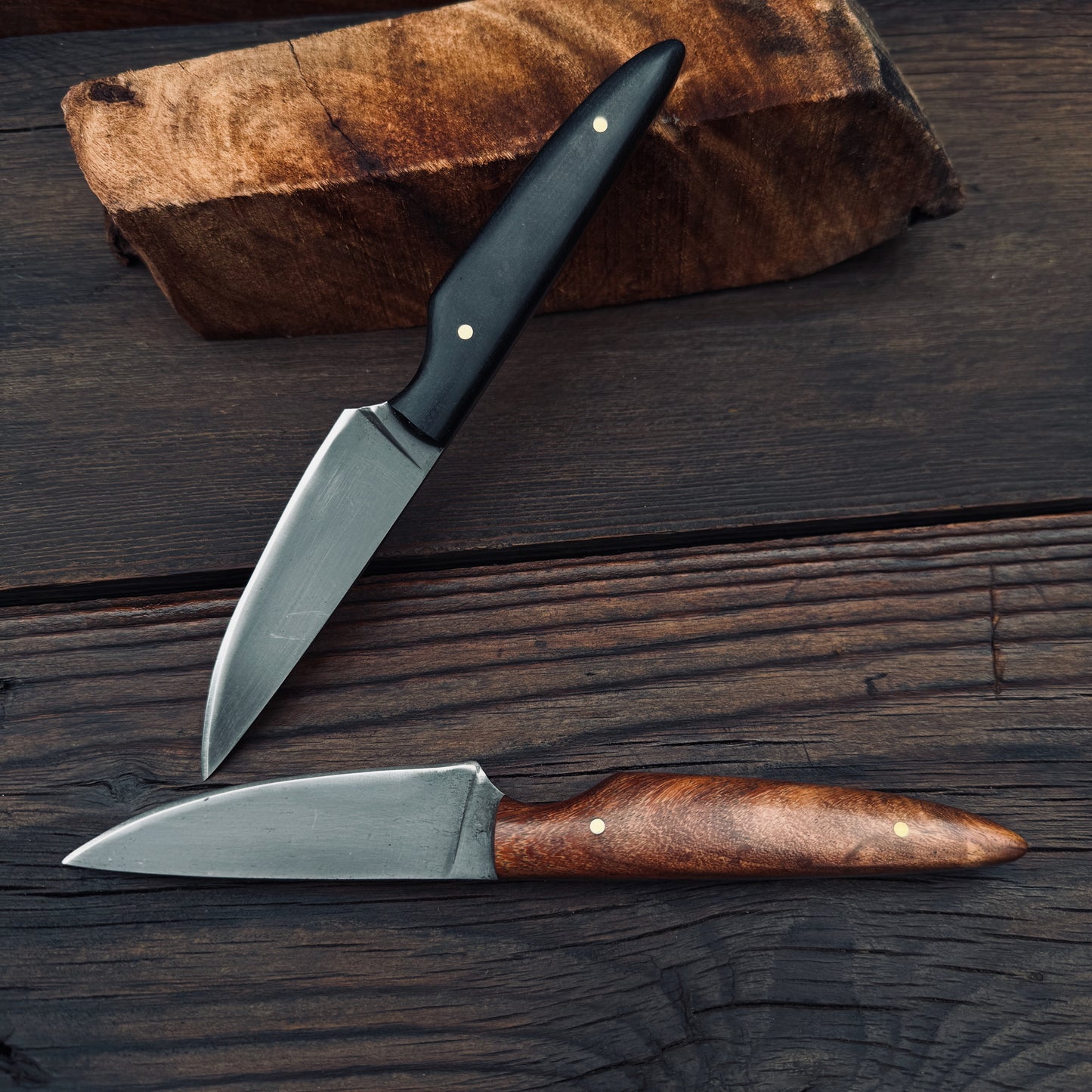 SCK-25 CUSTOM HANDMADE 3V STEEL HUNTING KNIFE WITH ROSE WOOD HANDLE WITH PURE LEATHER SHEATH