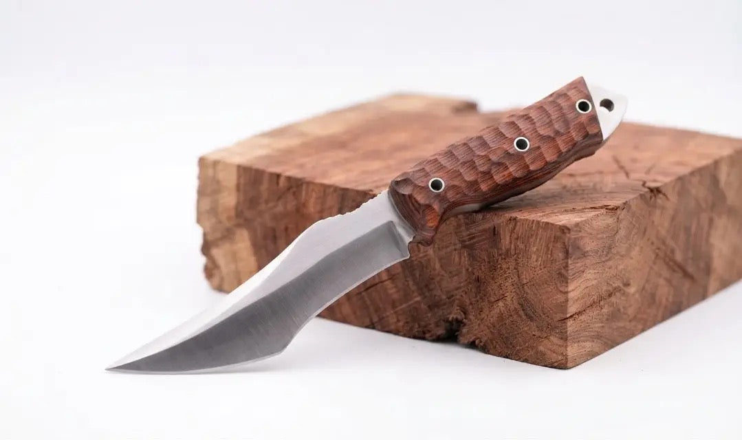 SCK-00 CUSTOM HANDMADE 3v STEEL EDC KNIFE ROSE WOOD HANDLE AND LEATHER SHEATH