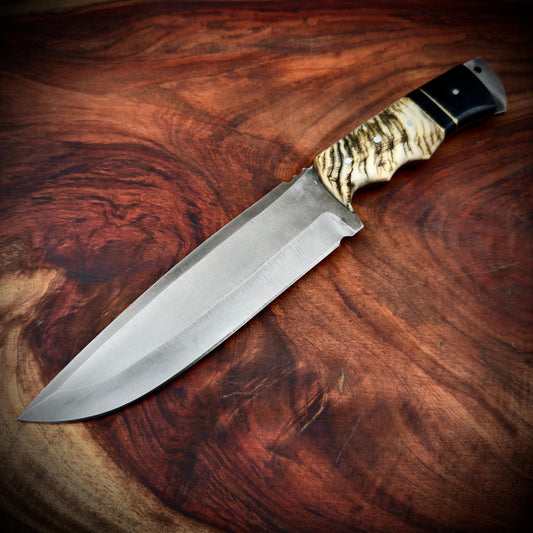 SCK-29 CUSTOM HANDMADE 3V STEEL SKINNER KNIFE WITH RAM HORN HANDLE WITH PURE LEATHER SHEATH