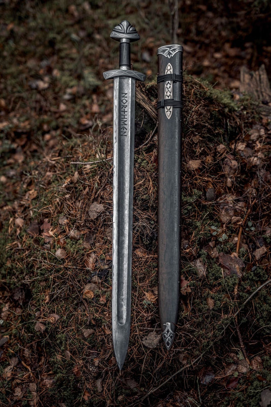 SCK-00 CUSTOM HANDMADE VIKING BATTLE READY SWORD WITH ROSE WOOD HANDLE AND WOODEN SCABBARD SHEATH