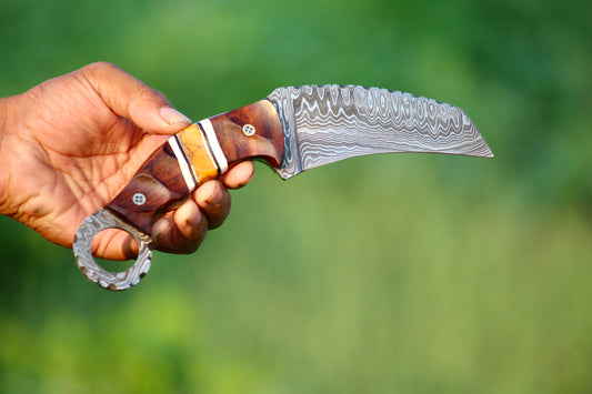 SCK-08 CUSTOM HANDMADE DAMASCUS STEEL HUNTING KNIFE WITH ROSE WOOD AND STONE HANDLE WITH PURE LEATHER SHEATH