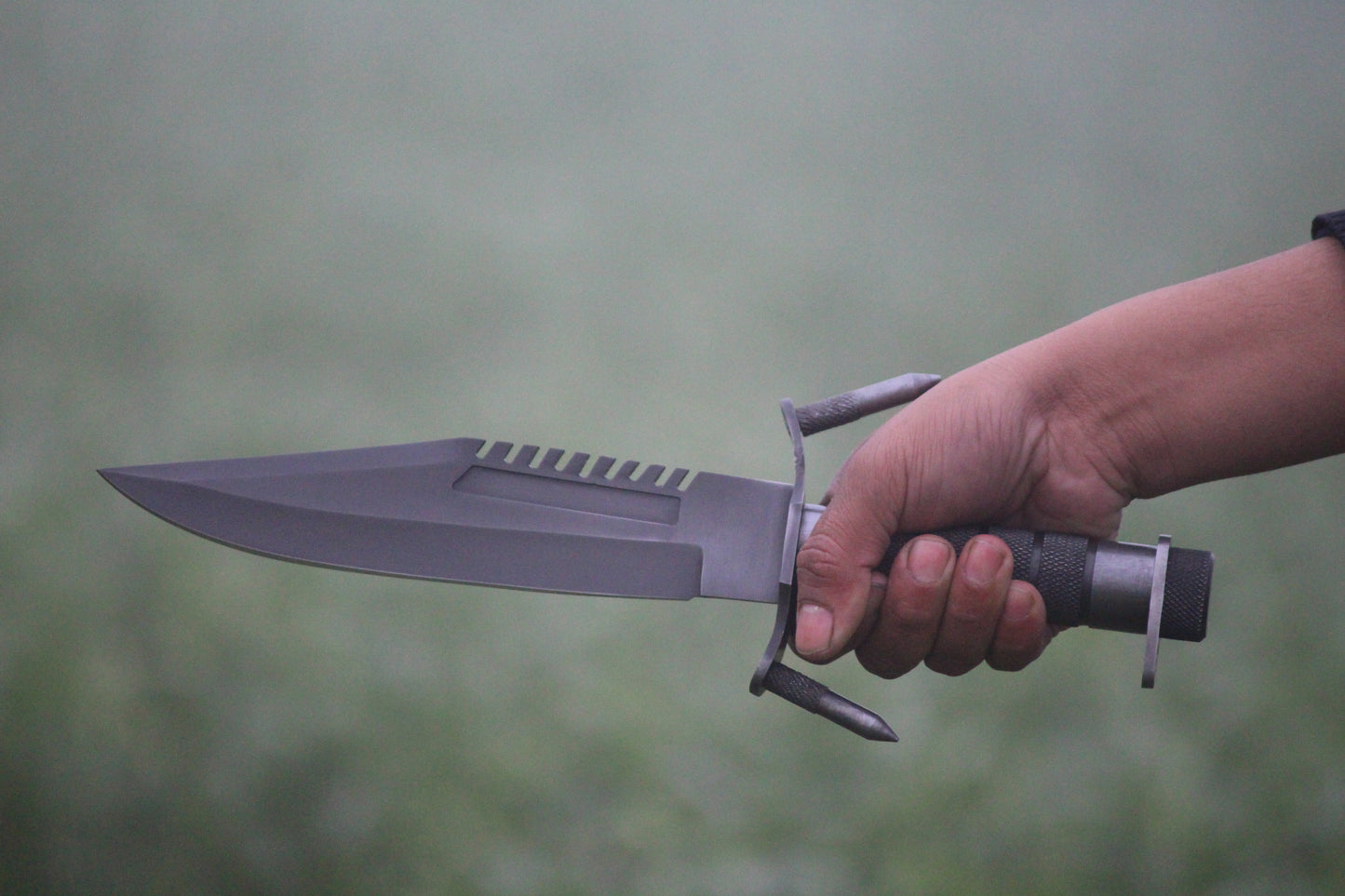 SCK-17 CUSTOM HANDMADE 3V STEEL HUNTING RAMBO MOVIE KNIFE WITH STEEL HANDLE WITH PURE LEATHER SHEATH