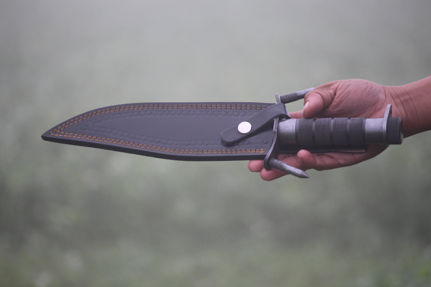 SCK-17 CUSTOM HANDMADE 3V STEEL HUNTING RAMBO MOVIE KNIFE WITH STEEL HANDLE WITH PURE LEATHER SHEATH