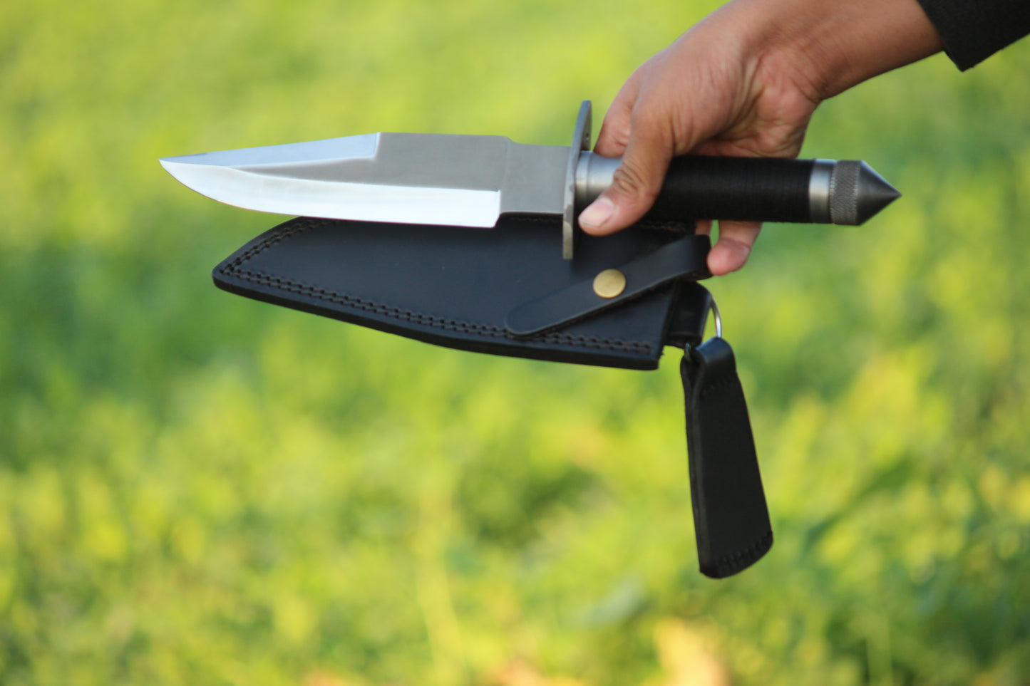 SCK-16 CUSTOM HANDMADE 3V STEEL HUNTING RAMBO MOVIE KNIFE WITH STEEL AND CORD WARP HANDLE WITH PURE LEATHER SHEATH