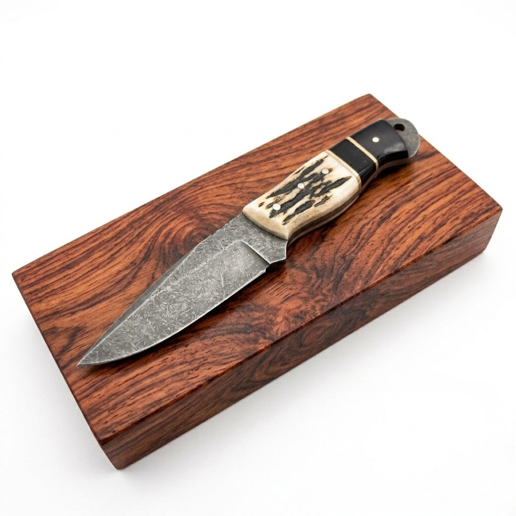 SCK-26 CUSTOM HANDMADE 3V STEEL SKINNER KNIFE WITH RAM HORN HANDLE WITH PURE LEATHER SHEATH
