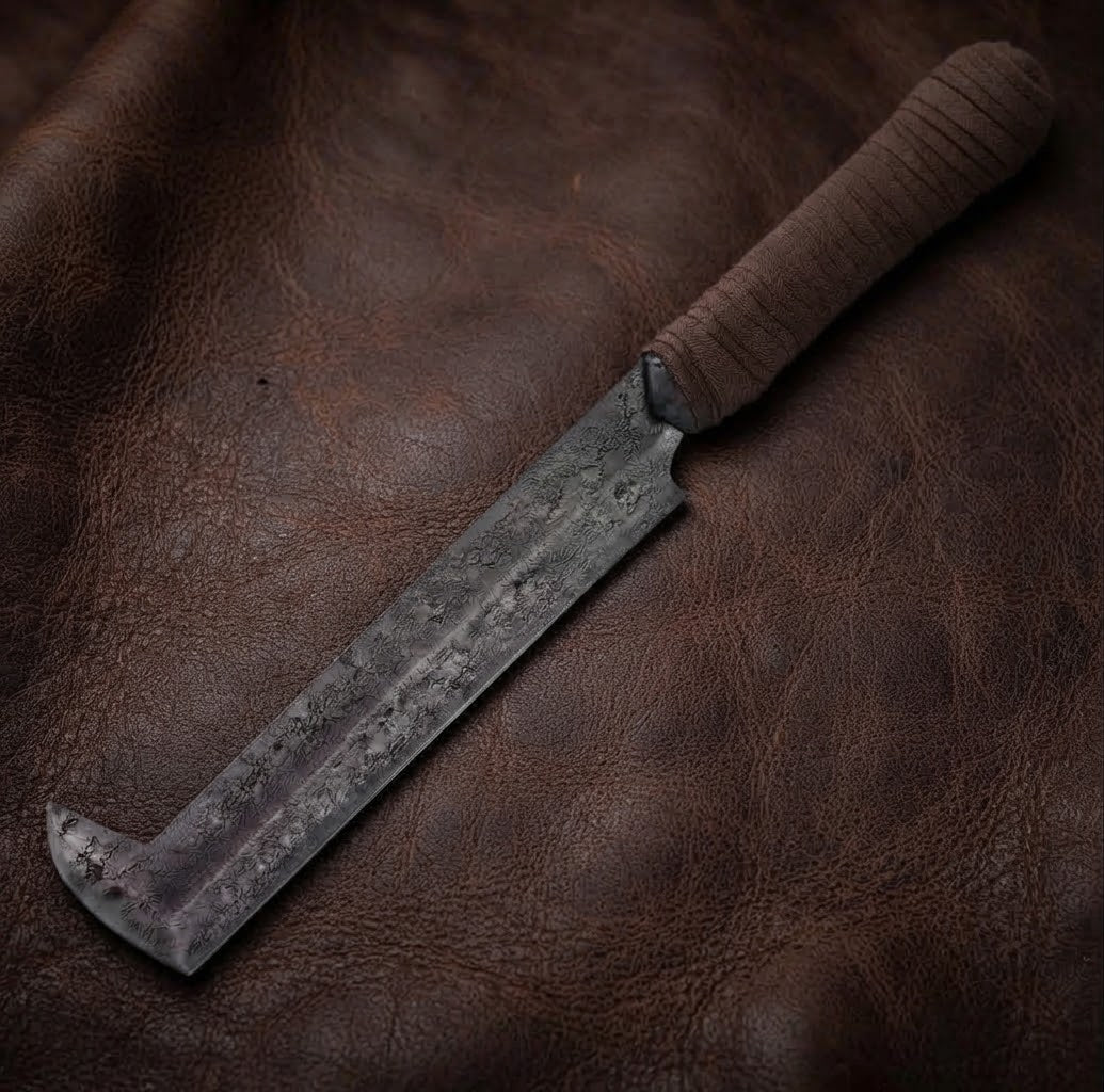 SCK-00 CUSTOM HANDMADE HUNTING KNIFE WITH ROSE WOOD HANDLE AND LEATHER SHEATH